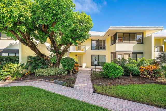 3641 Quail Ridge Drive S Bobwhite A, Boynton Beach, FL 33436