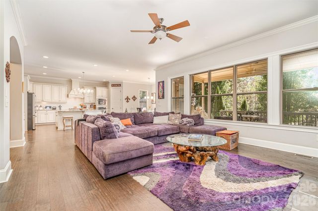 208 Pumpkin Seed Court, Matthews, NC 28104