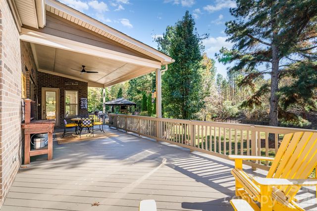 208 Pumpkin Seed Court, Matthews, NC 28104