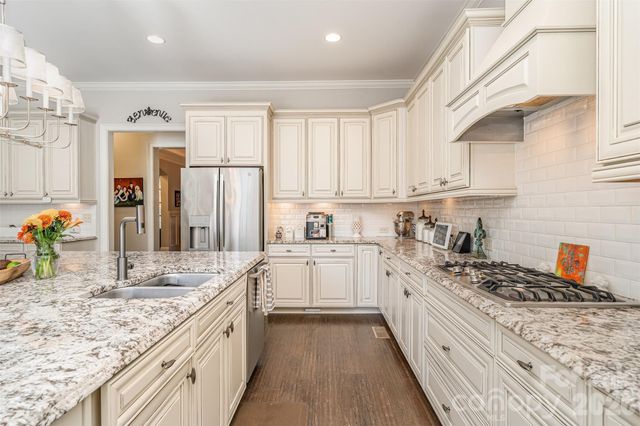 208 Pumpkin Seed Court, Matthews, NC 28104