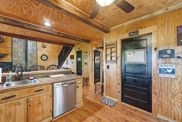 955 Mull Drive, Mineral Bluff, GA 30559