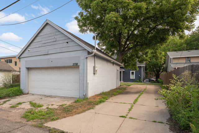 3728 Minnehaha Avenue, Minneapolis, MN 55406
