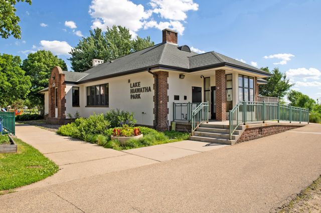 3728 Minnehaha Avenue, Minneapolis, MN 55406