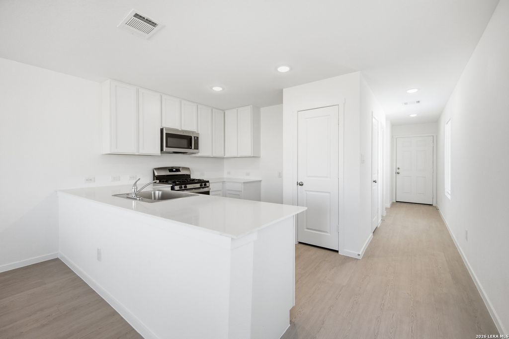 4909 WINECUP CV, Converse, TX 78109