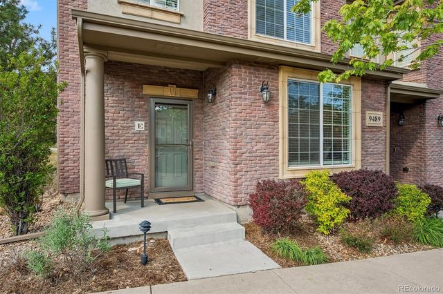 9489 Cedarhurst Lane E, Highlands Ranch, CO 80129