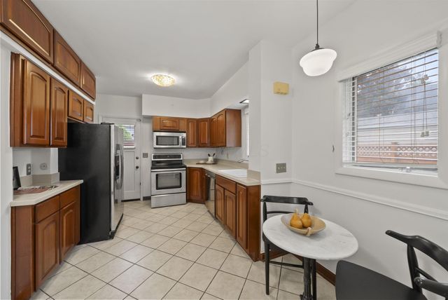 1872 Stanford Road, Columbus, OH 43212