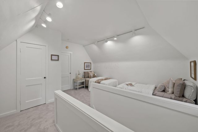 1872 Stanford Road, Columbus, OH 43212