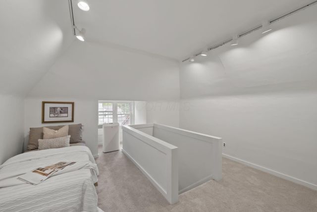 1872 Stanford Road, Columbus, OH 43212
