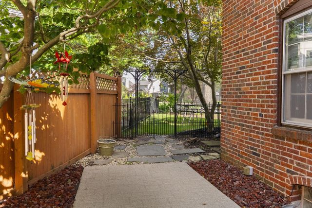 1872 Stanford Road, Columbus, OH 43212