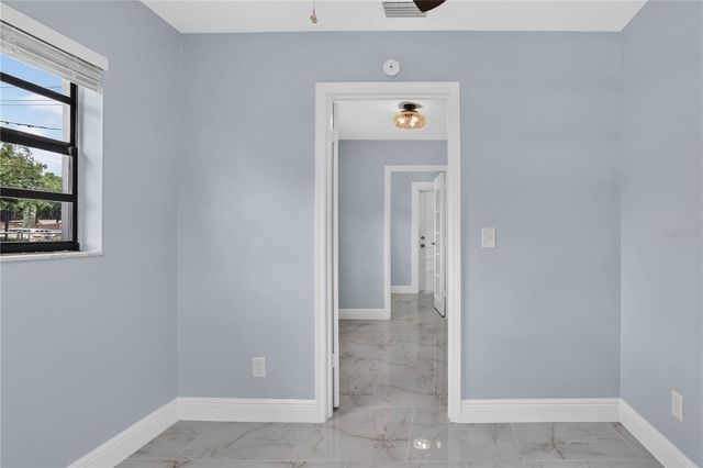 10405 N 22ND STREET, Tampa, FL 33612