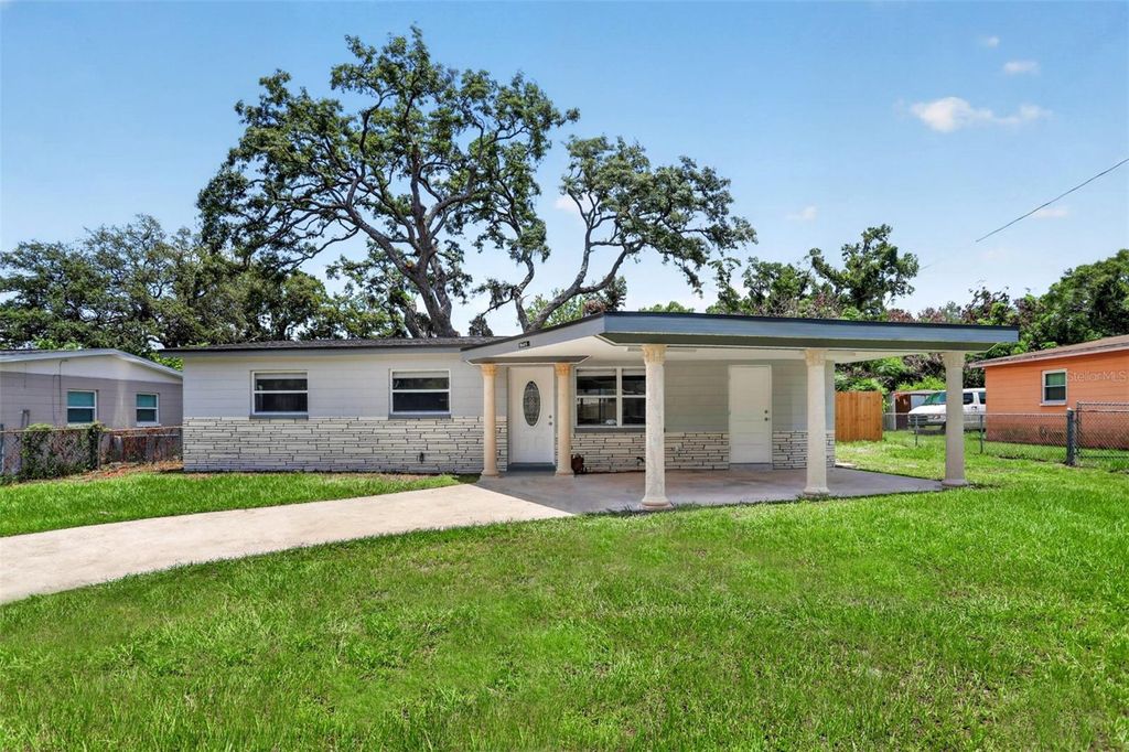10405 N 22ND STREET, Tampa, FL 33612