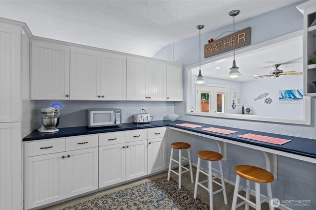 3963 Fischer Park Avenue NE, Bremerton, WA 98310