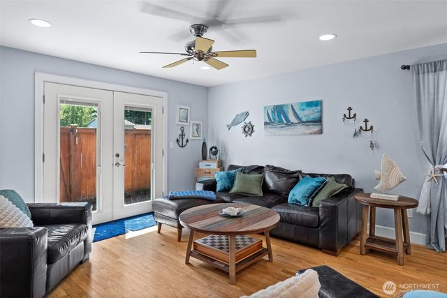 3963 Fischer Park Avenue NE, Bremerton, WA 98310