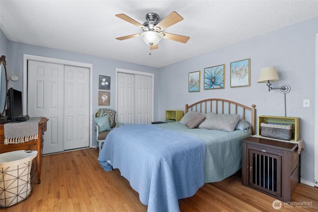 3963 Fischer Park Avenue NE, Bremerton, WA 98310