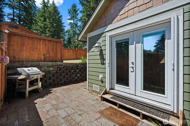 3963 Fischer Park Avenue NE, Bremerton, WA 98310