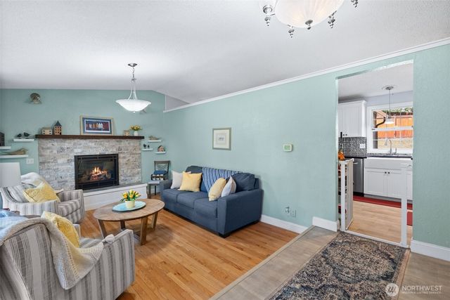 3963 Fischer Park Avenue NE, Bremerton, WA 98310