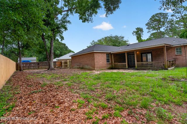 7832 Hilo Place, Diamondhead, MS 39525