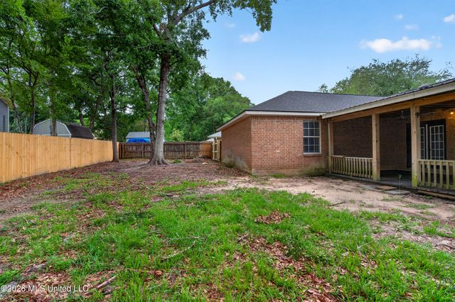 7832 Hilo Place, Diamondhead, MS 39525