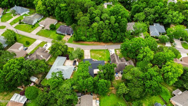 7832 Hilo Place, Diamondhead, MS 39525