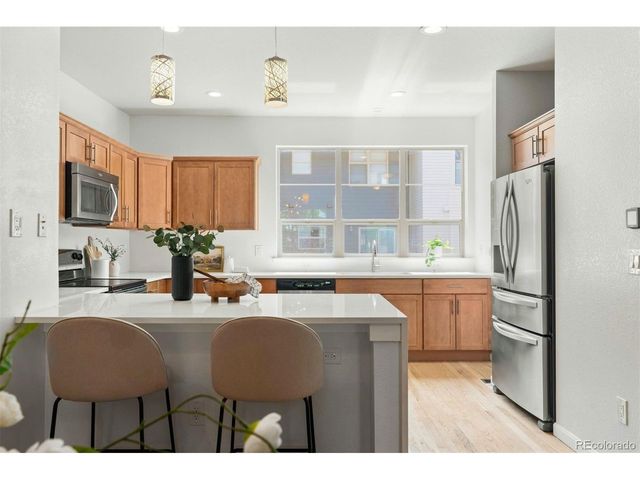 7020 W Virginia Pl, Lakewood, CO 80226