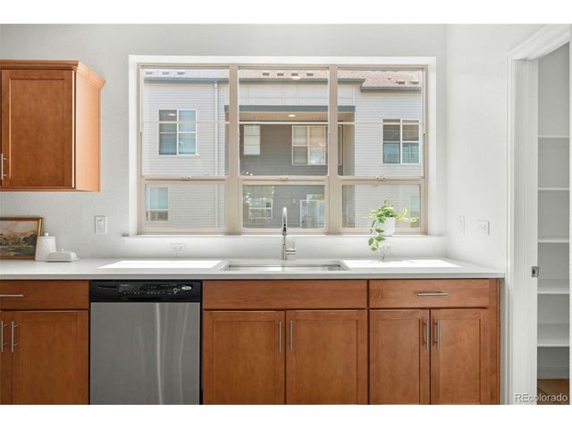 7020 W Virginia Pl, Lakewood, CO 80226