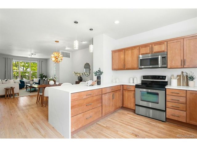 7020 W Virginia Pl, Lakewood, CO 80226