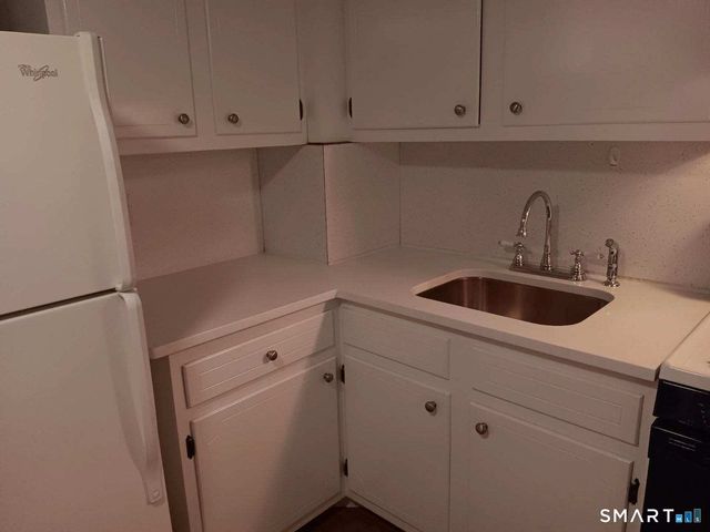 122 Seaside Avenue, Stamford, CT 06902