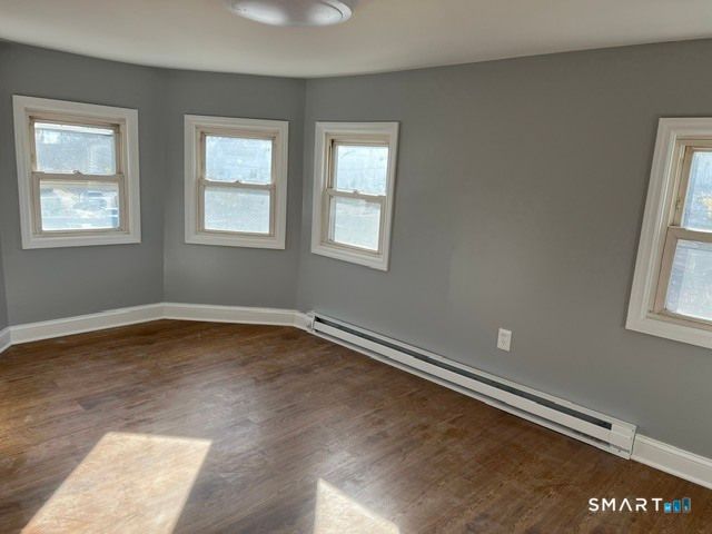 122 Seaside Avenue, Stamford, CT 06902
