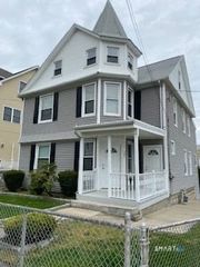 122 Seaside Avenue, Stamford, CT 06902