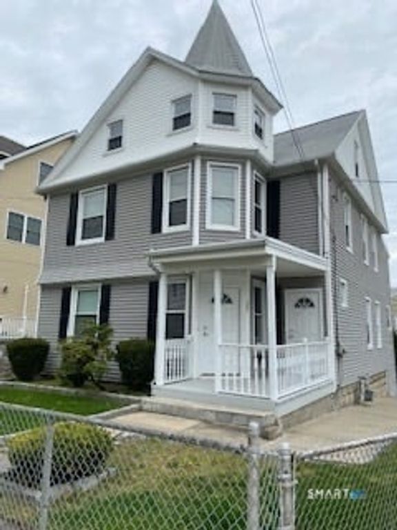 122 Seaside Avenue, Stamford, CT 06902