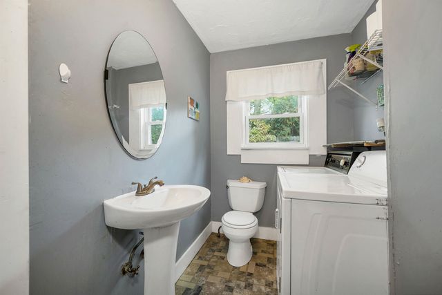 17.5 Clinton Street, Concord, NH 03301