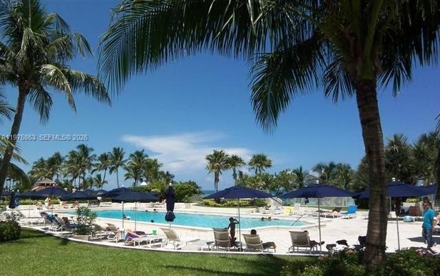 5161 Collins Ave 1012, Miami Beach, FL 33140