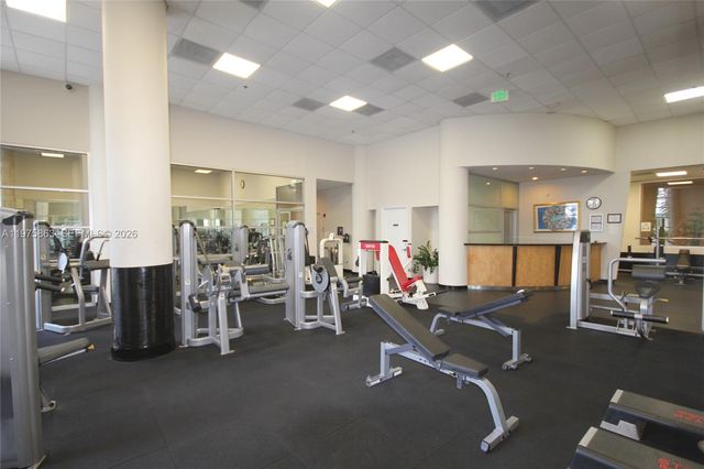 5161 Collins Ave 1012, Miami Beach, FL 33140