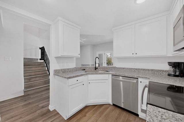 5325 Bent Tree Forest Drive 2214, Dallas, TX 75248