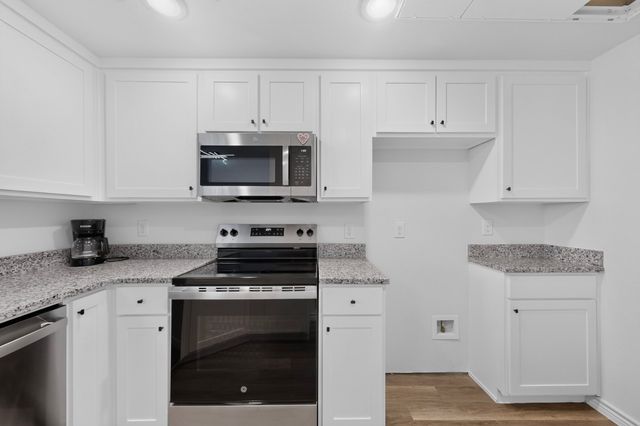 5325 Bent Tree Forest Drive 2214, Dallas, TX 75248