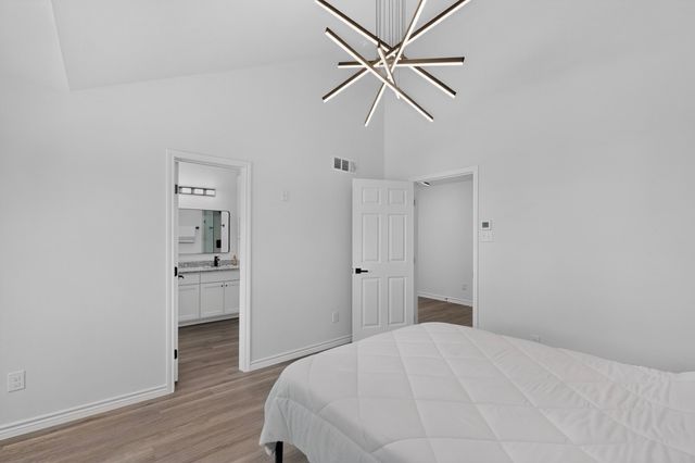 5325 Bent Tree Forest Drive 2214, Dallas, TX 75248