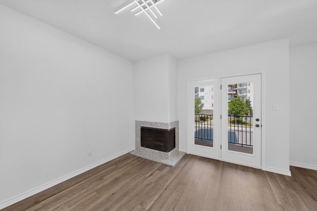 5325 Bent Tree Forest Drive 2214, Dallas, TX 75248