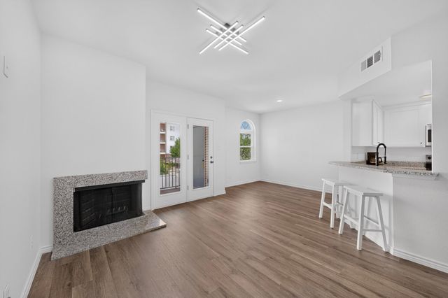 5325 Bent Tree Forest Drive 2214, Dallas, TX 75248