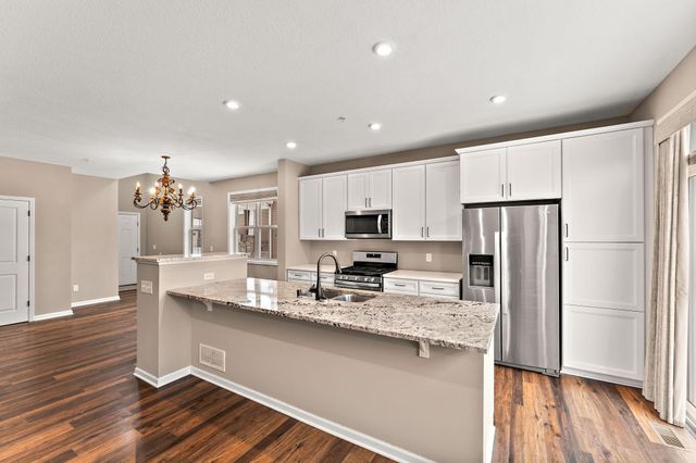 4311 Corn Silk Lane, Woodbury, MN 55129