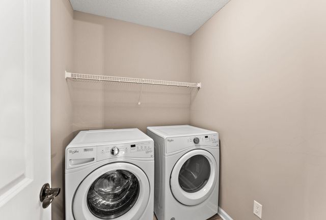 4311 Corn Silk Lane, Woodbury, MN 55129