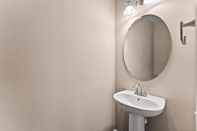 4311 Corn Silk Lane, Woodbury, MN 55129