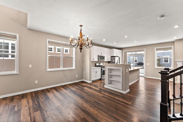 4311 Corn Silk Lane, Woodbury, MN 55129