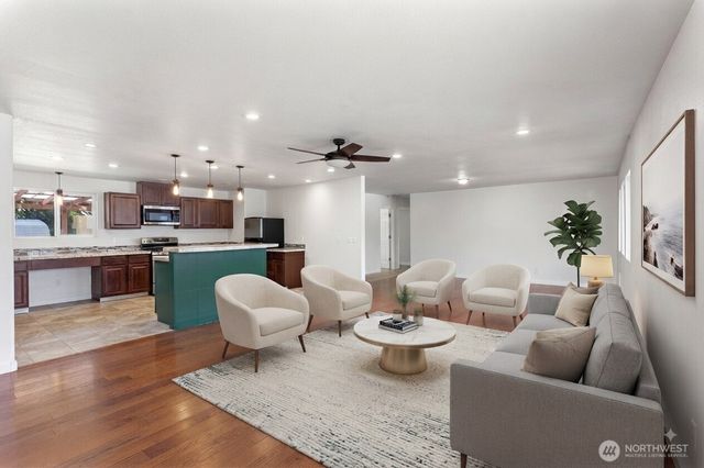 8414 47th Ave S Avenue S, Seattle, WA 98118