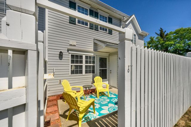 101 Barnwell St Apt 37B, North Myrtle Beach, SC 29582