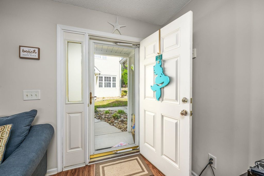 101 Barnwell St Apt 37B, North Myrtle Beach, SC 29582 — photo 4