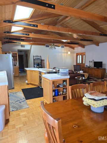 3404 Seclusion, Lake Isabella, CA 93240