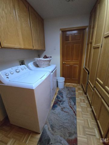 3404 Seclusion, Lake Isabella, CA 93240