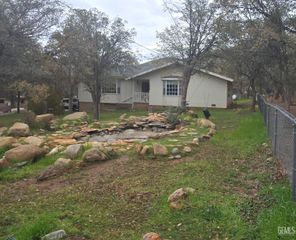 3404 Seclusion, Lake Isabella, CA 93240