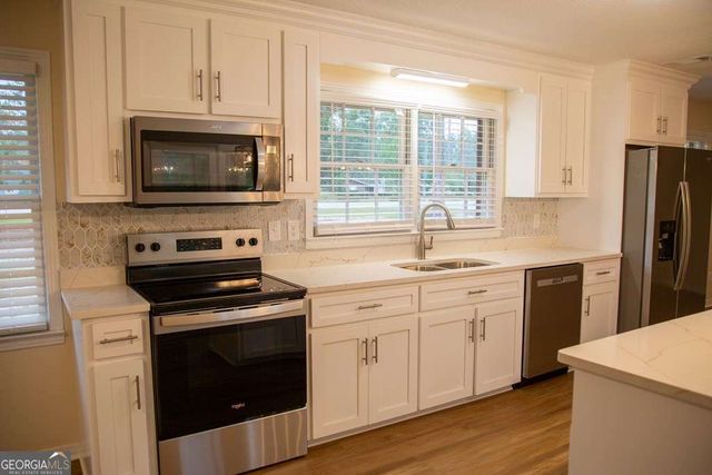 503 Satilla Church Road, Baxley, GA 31513