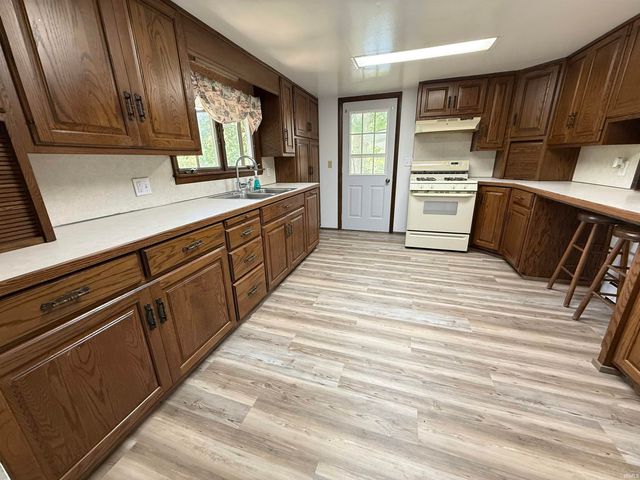 336 N Beach Drive, Monticello, IN 47960